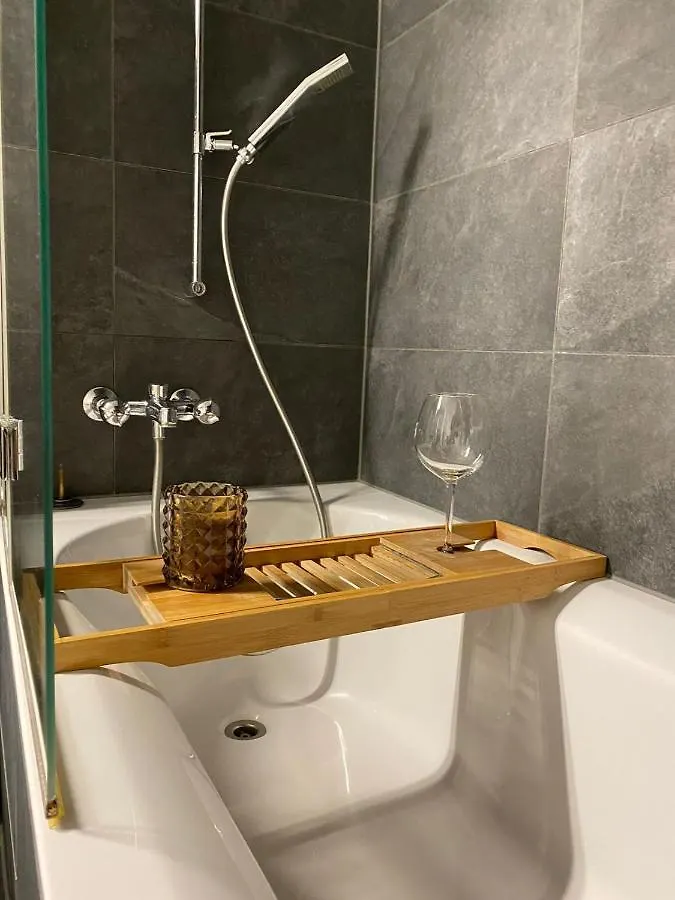 Stylish Two-Floor Apartment In A Heart Of Basilea